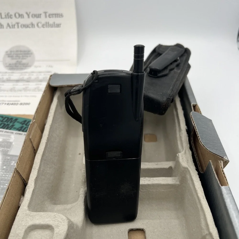 Vintage AirTouch Digital Phone AUDIOVOX CDM 4000AT, Box, Accessories, FREE SHIP